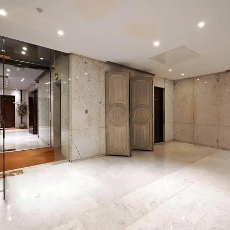 Elegant Studio Avenue Montaigne * Παρίσι